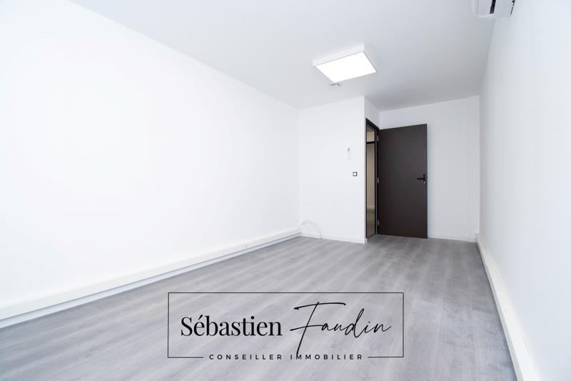 Bureau - 15 m² - 1 pièce