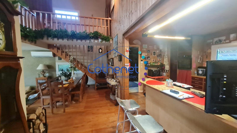 Maison - 232 m² - 5 pièces