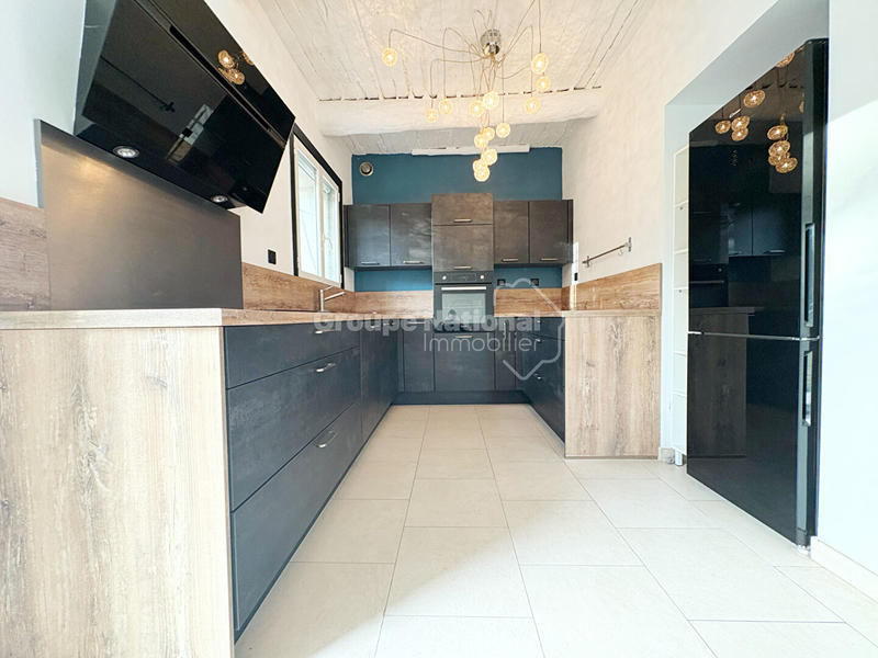 Maison - 137 m² - 4 pièces