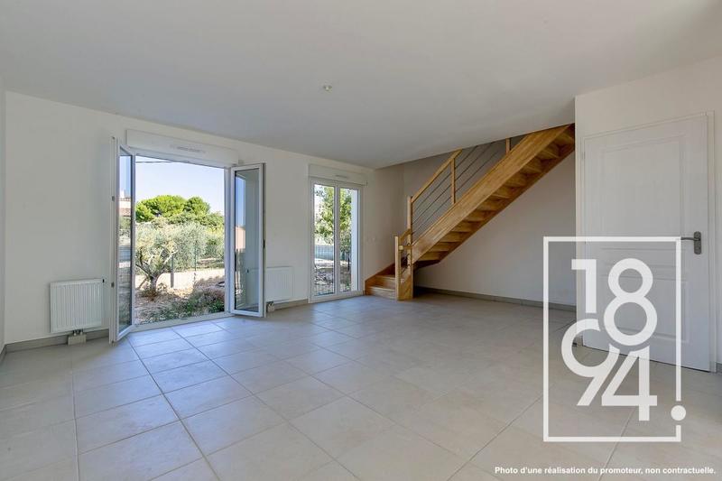 Maison - 90 m² - 5 pièces