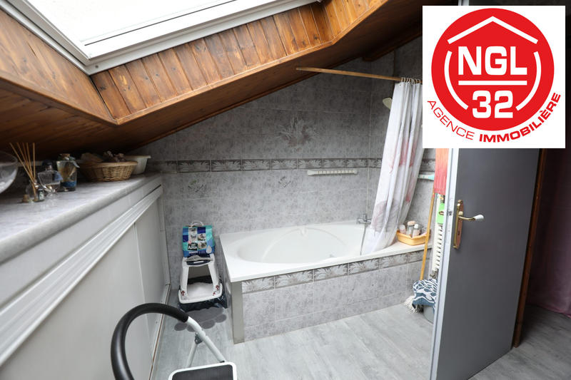 Appartement - 132 m² - 7 pièces