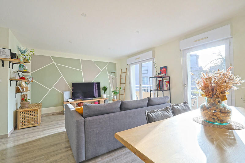 Appartement - 83 m² - 4 pièces