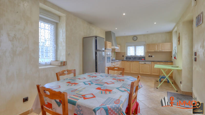 Maison - 101 m² - 3 pièces