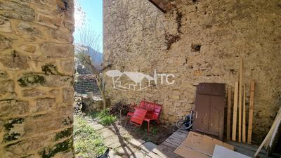 Mas - 60 m² - 6 pièces