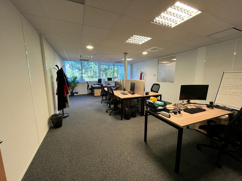 Bureau - 296 m²