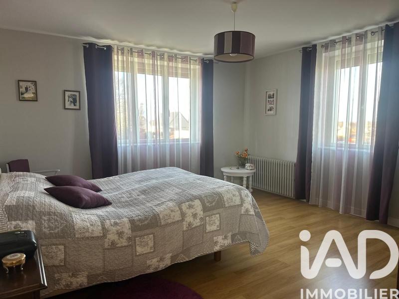 Maison - 121 m² - 5 pièces