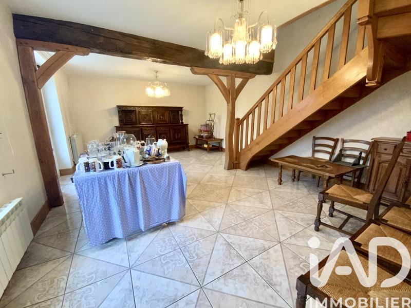 Maison - 100 m² - 8 pièces