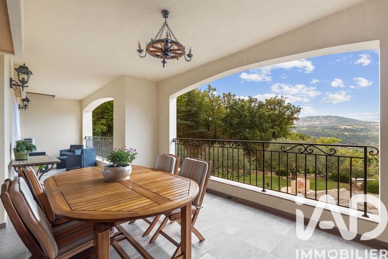 Maison - 183 m² - 4 pièces