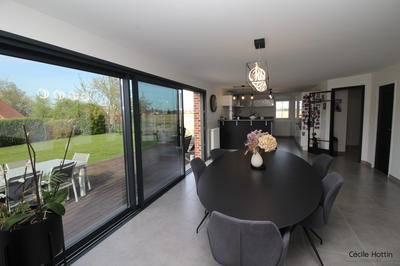 Maison - 160 m² - 5 pièces