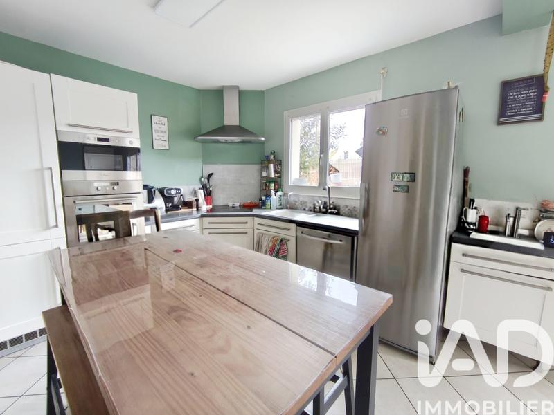 Maison - 99 m² - 5 pièces