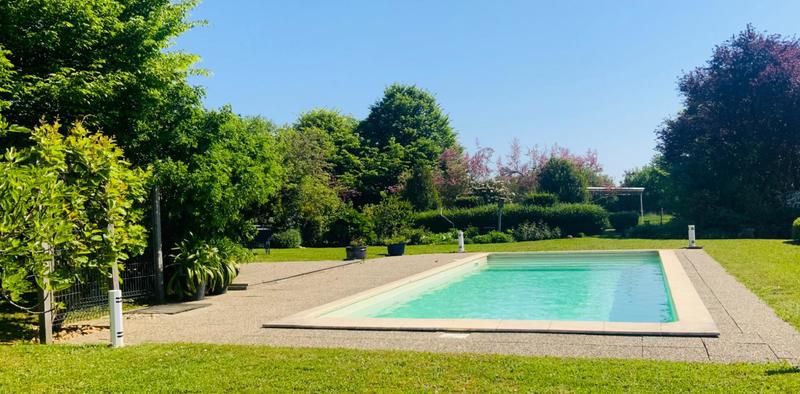 Villa - 200 m² - 7 pièces