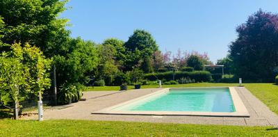 Villa - 200 m² - 7 pièces