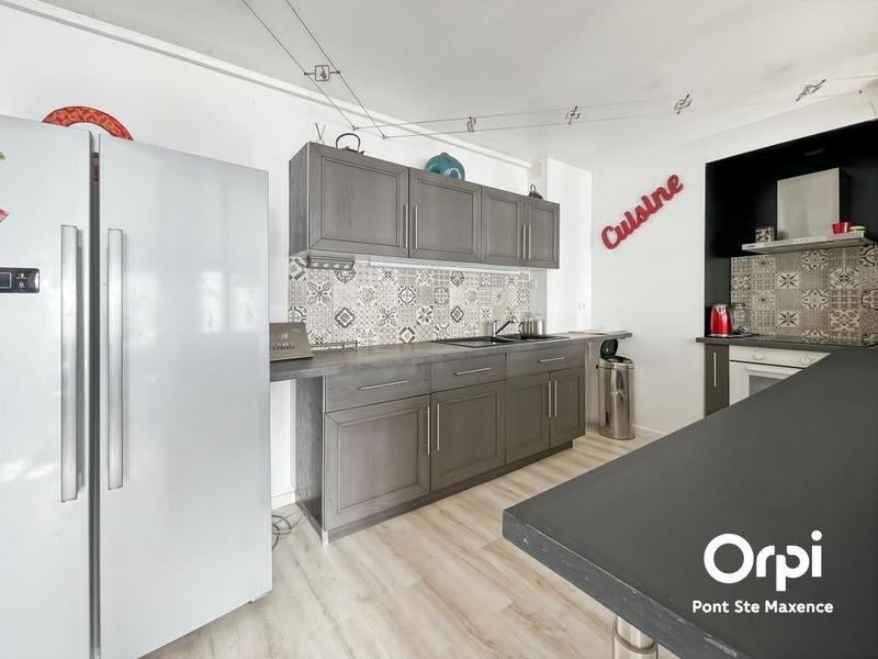 Appartement - 93 m² - 3 pièces