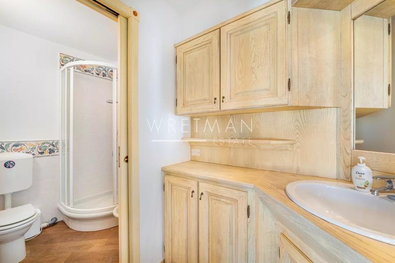 Appartement - 144 m² - 6 pièces