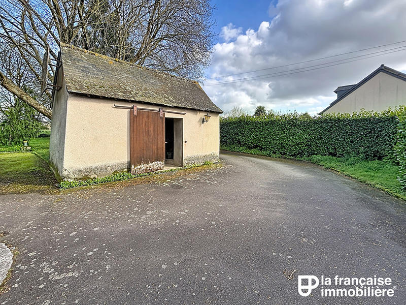 Maison - 260 m² - 9 pièces