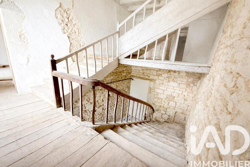 Maison - 177 m² - 8 pièces