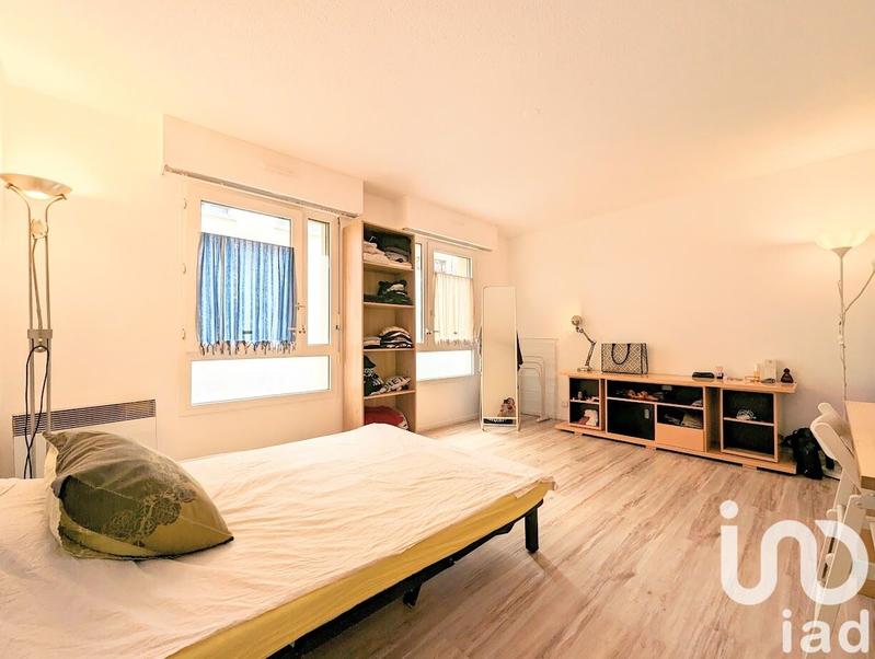 Studio - 25 m² - 1 pièce