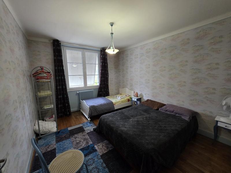 Maison - 245 m² - 9 pièces