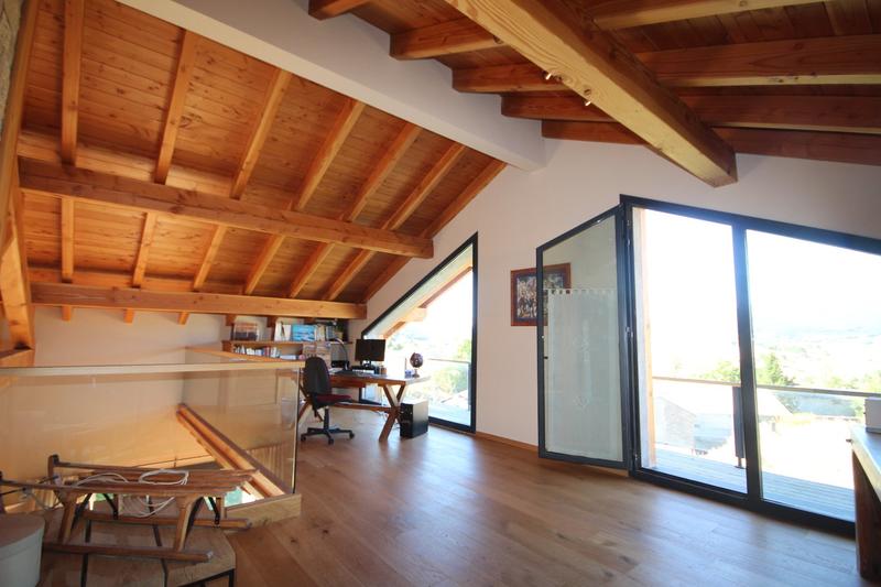 Maison - 400 m² - 7 pièces