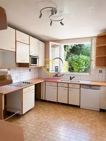 Maison de village - 154 m² - 9 pièces