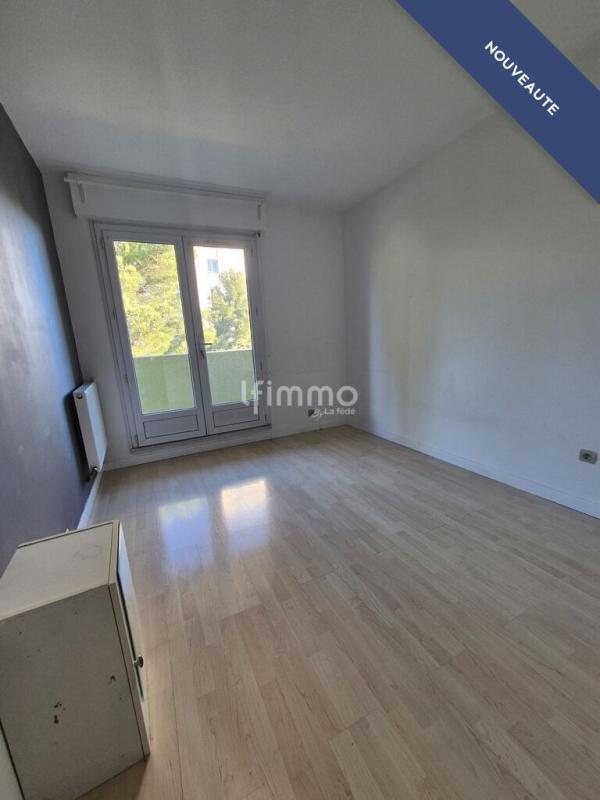 Appartement - 95 m² - 5 pièces