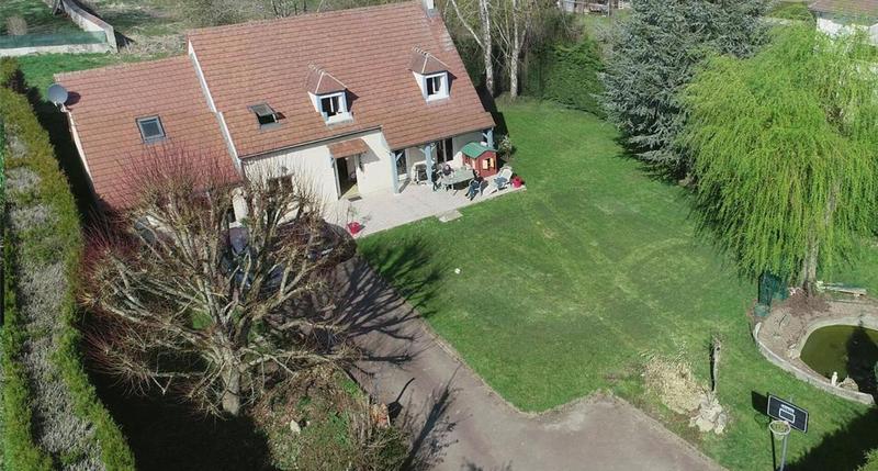 Maison - 160 m² - 8 pièces