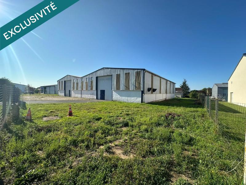 Local commercial - 906 m² - 1 pièce
