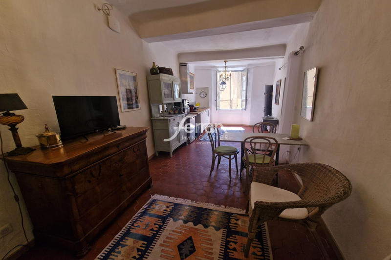 Maison de village - 170 m² - 8 pièces