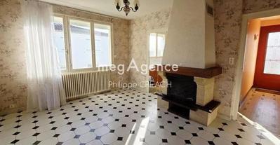 Maison - 104 m² - 6 pièces