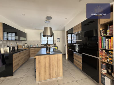 Maison - 125 m² - 5 pièces