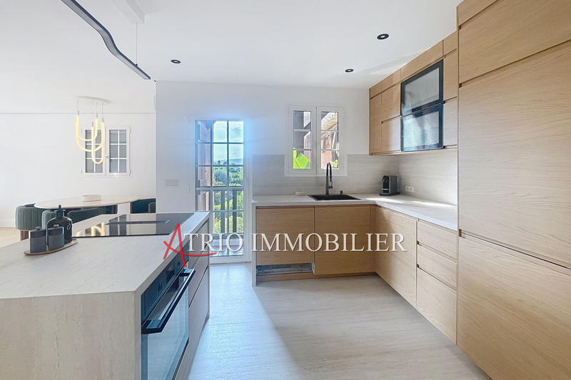 Appartement - 84 m² - 3 pièces