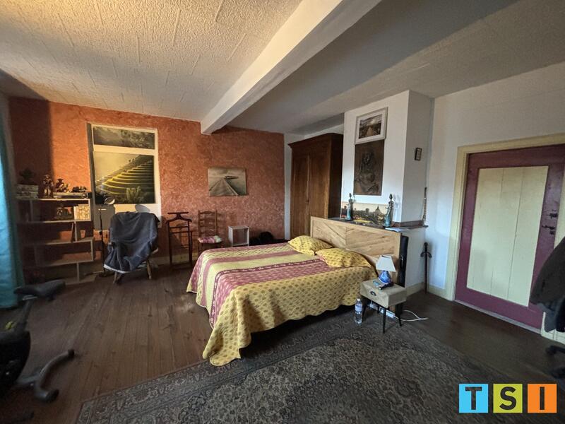 Maison en pierre - 182 m² - 4 pièces