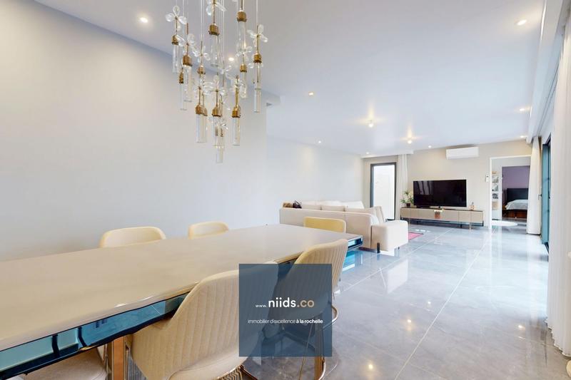 Villa - 144 m² - 4 pièces