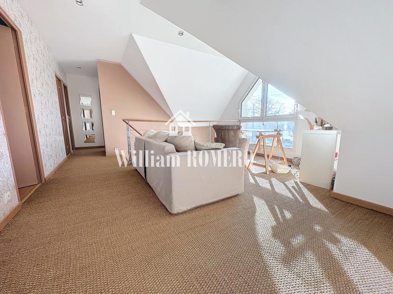 Maison - 140 m² - 6 pièces