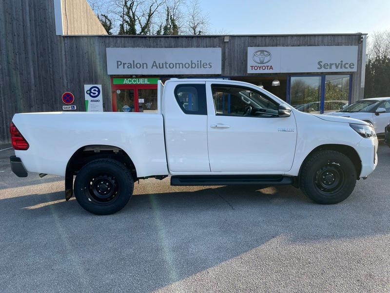 Toyota Hilux X-Tra Cabine 2.8l d-4d 4x4 (My24) Lecap