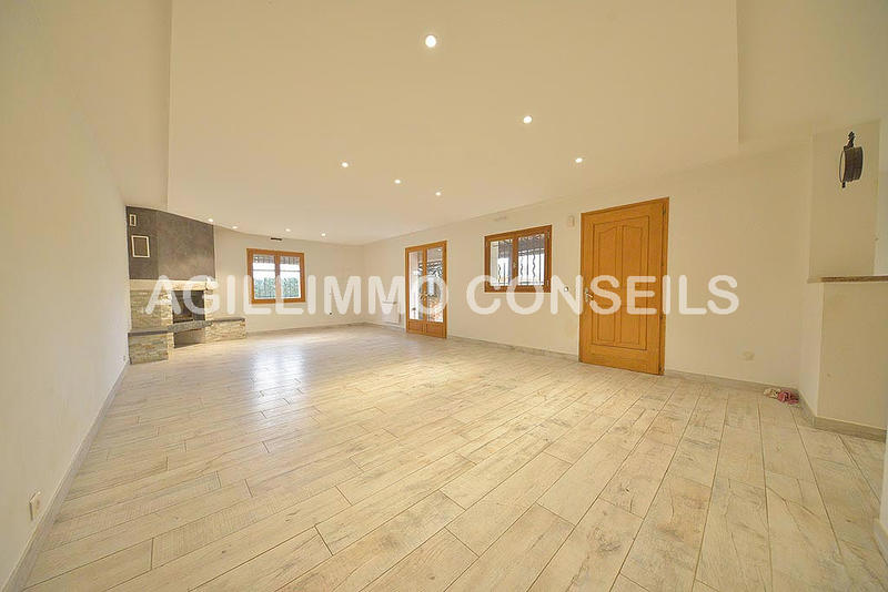 Villa - 111 m² - 3 pièces