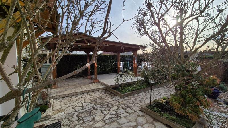 Maison - 113 m² - 6 pièces