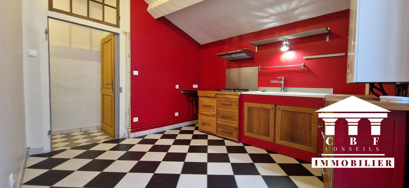 Appartement - 87 m² - 3 pièces