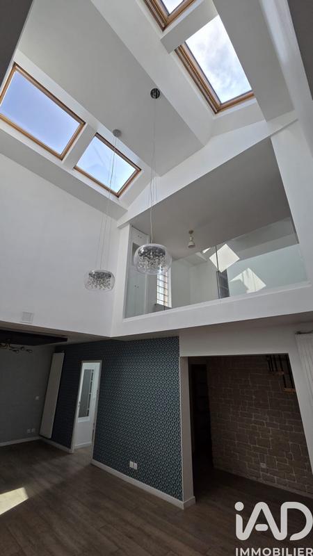 Maison - 170 m² - 6 pièces