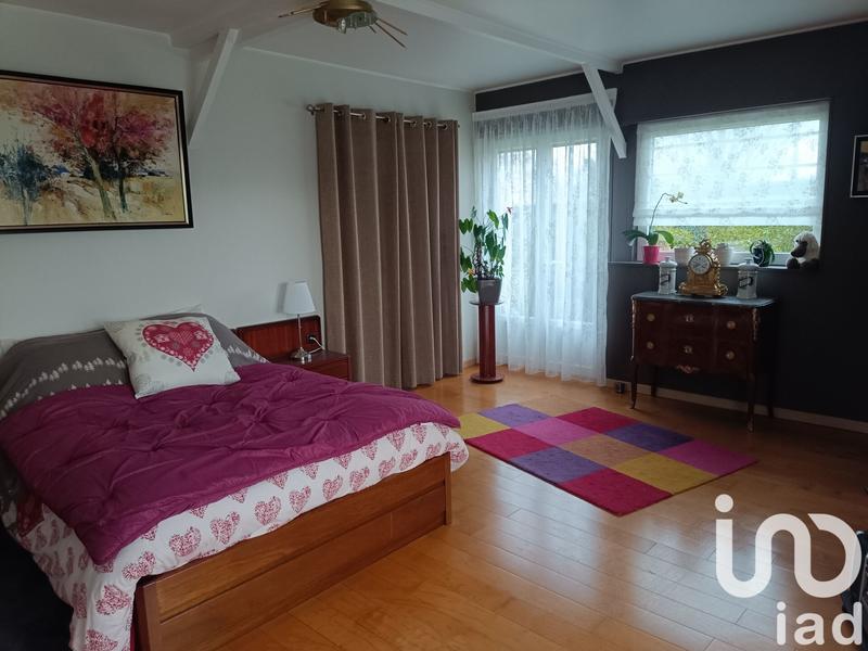 Maison - 235 m² - 4 pièces