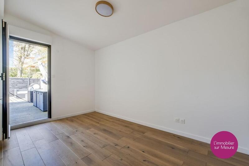 Appartement - 100 m² - 4 pièces