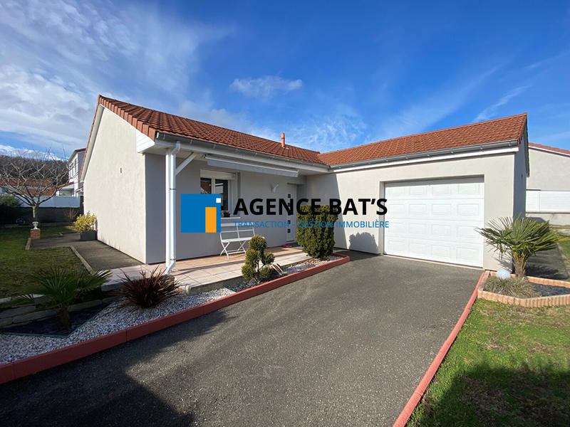 Maison - 102 m² - 4 pièces