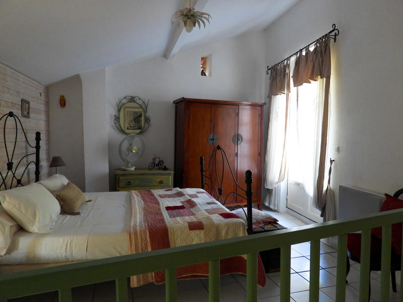 Maison - 272 m² - 9 pièces