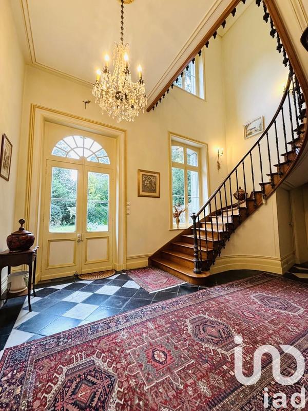 Château - 342 m² - 8 pièces