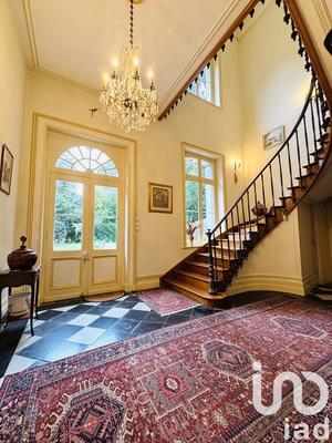 Château - 342 m² - 8 pièces