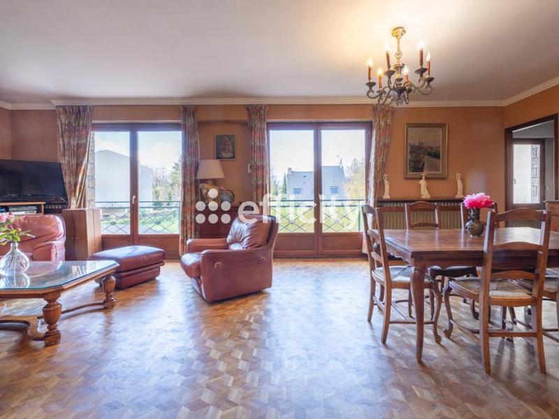 Pavillon - 311 m² - 8 pièces