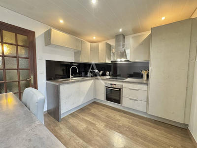 Maison - 104 m² - 5 pièces