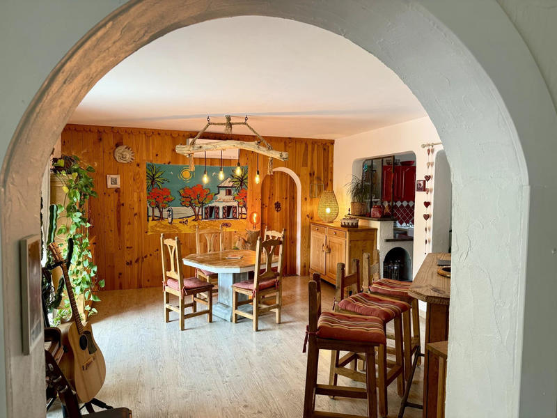 Maison - 169 m² - 6 pièces