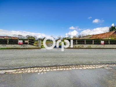 Terrain constructible - 2 083 m²