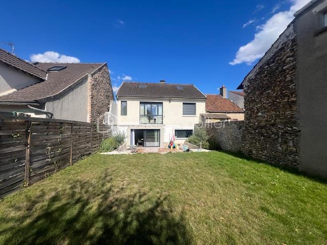 Maison - 133 m² - 5 pièces